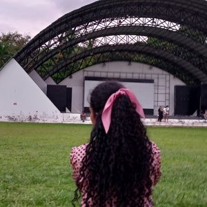 Meet your Posher, Adeena